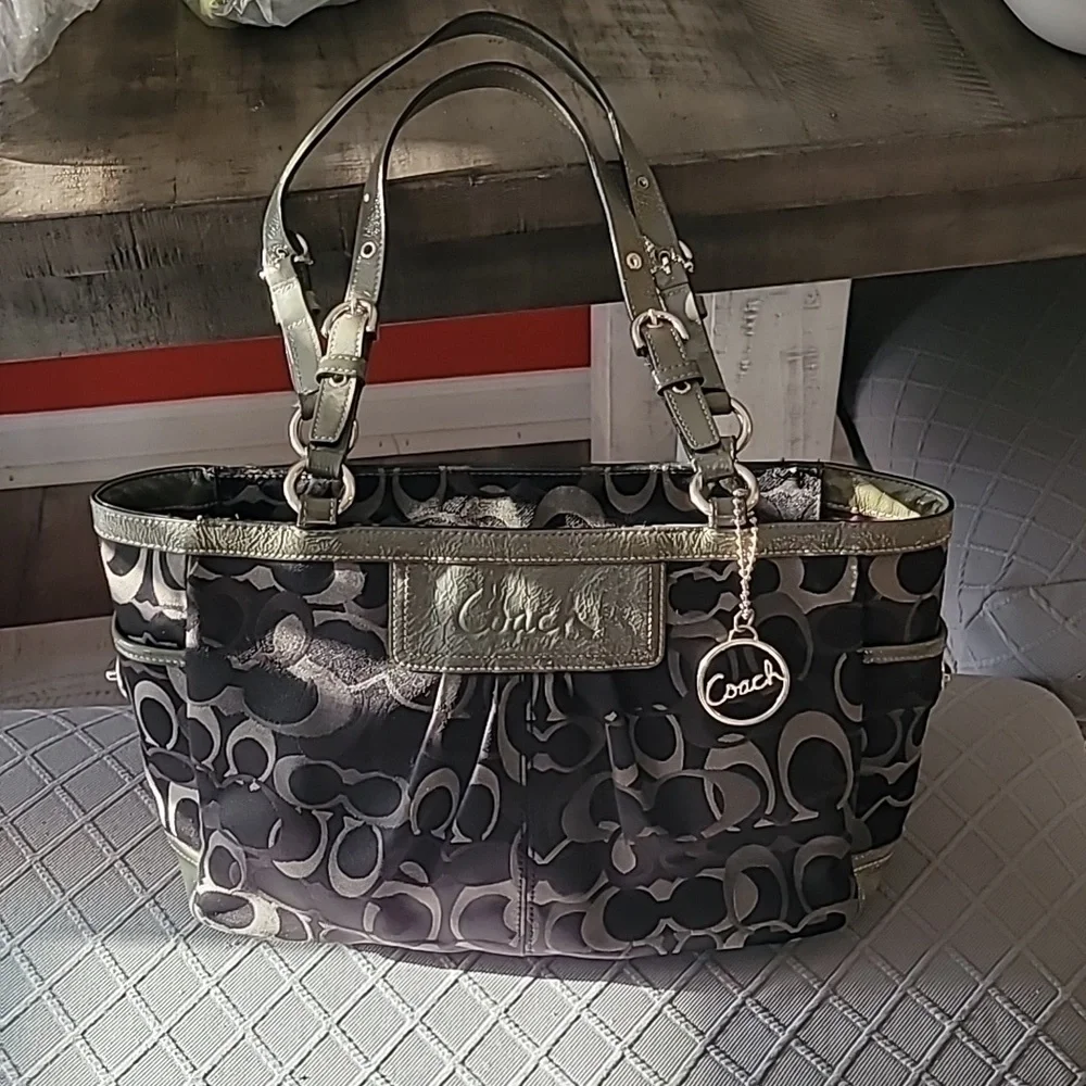 Coach Optic Signature Gallery Bag Purse Tote F13762 VINTAGE